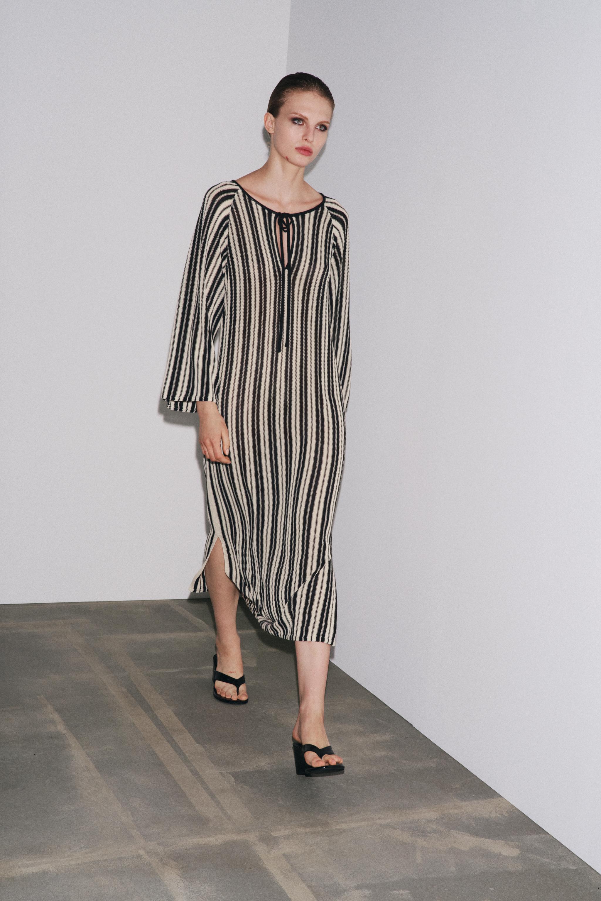 STRIPED KNIT DRESS WITH LINEN